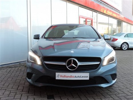 Mercedes-Benz CLA-Klasse - 200 Aut7 AMG (full options) - 1