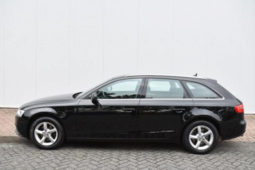 Audi A4 Avant - 1.8 TFSI Ambiente SL05070 | Automaat | Xenon | Navi | Climate | Cruise | Parkeersens - 1