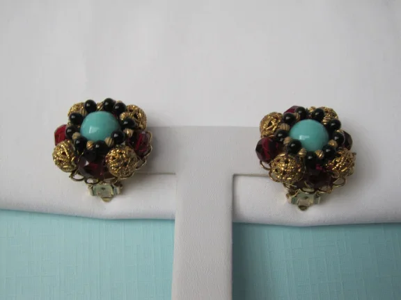 Oorbellen Marvella goudkleurig met turquoise en rode glas kralen 2.3x2.3 cm - Afbeelding 7