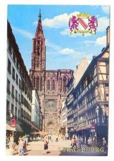 B015 Strassbourg La Rue Merziere et la Cathedrale / Frankrijk