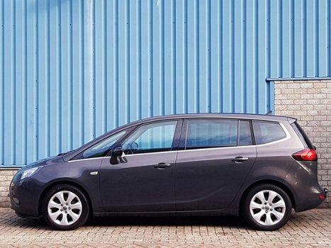 Opel Zafira Tourer - BUSINESS PLUS 7P 1.4 TURBO 140pk H6 NAVI|CLIMA|TREKHAAK|PANODAK - 1