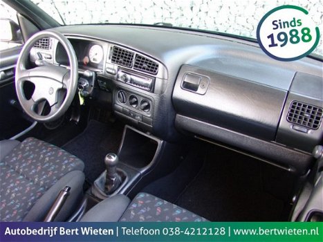 Volkswagen Golf Cabriolet - 1.8 | Elek Kap | Nette auto - 1