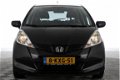 Honda Jazz - 1.2 i-VTEC Parkeersensoren 24 Mnd Garantie Rijklaar - 1 - Thumbnail