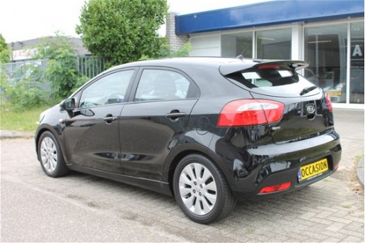 Kia Rio - 1.2 CVVT Blackline Huurkoop Inruil APK Garantie - 1