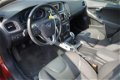 Volvo V40 - 1.6 D2 Momentum Pack Pro Climatronic | Panorama dak | cruisecontrol | navigatie | achter - 1 - Thumbnail