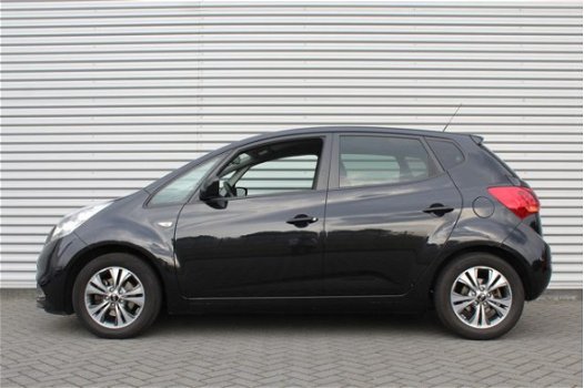 Kia Venga - 1.4 CVVT DynamicPLusLine | Navi | Camera | Trekhaak | Cruise | LM Velgen | - 1