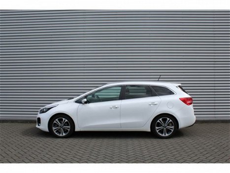 Kia cee'd Sportswagon - 1.6 CRDI BUSINESS GT-LINE Automaat | Navi | Camera | LM Velgen | Cruise | Cl - 1