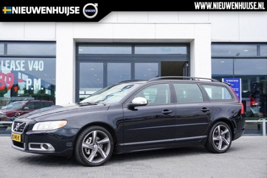 Volvo V70 - 2.5FT 231 PK R-DESIGN XENON LEDER TREKHAAK - 1