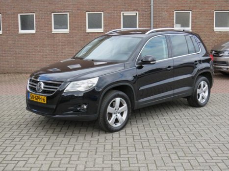 Volkswagen Tiguan - 2.0 TDI Sport&Style 4Motion DSG Automaat Pano Leder Navi - 1