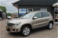 Volkswagen Tiguan - 1.4 TSI Comfort&Design navigatie, stuurwiel functioneel, stoel verwarming, pdc - 1 - Thumbnail