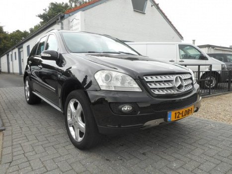 Mercedes-Benz M-klasse - ML 320 CDI NAVI DAK XENON 2008 - 1