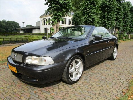 Volvo C70 Convertible - 2.4 T Automaat Airco Cruisecontrol Leer Stoel Verwarming Dolby Surround Lich - 1