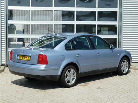 Volkswagen Passat - 2.8 V6 syncro Highline BJ.1998 LEDER | CLIMA - 1