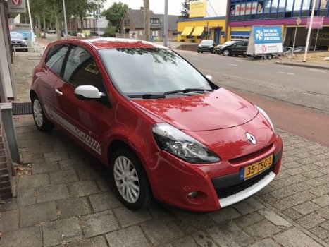 Renault Clio - 1.2 TCe S | airco | lichtmetalen wielen | navigatie | cruise control ) inruil en fina - 1