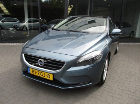 Volvo V40 - T3 150pk, Leer, Xenon, Pano, Camera, Navi, Cruise, PDC - 1