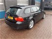 BMW 3-serie Touring - 320i Business Line Navi/Leer/Xenon Automaat - 1 - Thumbnail