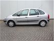 Citroën Xsara Picasso - 1.8i-16V nette auto met trekhaak en airco - 1 - Thumbnail