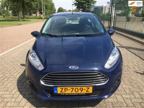 Ford Fiesta - 1.0 Ambiente - 1