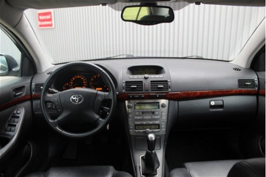 Toyota Avensis - 2.0 VVTi Executive Lederen bekleding, Stoelverwarming, 2de eigenaar, NAP, Nieuwe AP - 1