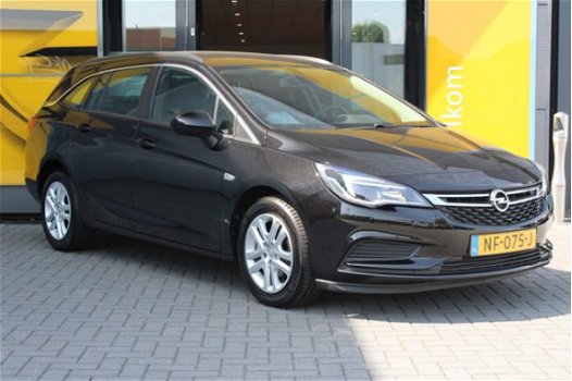 Opel Astra Sports Tourer - 1.0 105 pk Edition AC/CARPLAY/REGENSENSOR/ARMSTEUN - 1