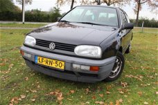 Volkswagen Golf - 1.8 CL