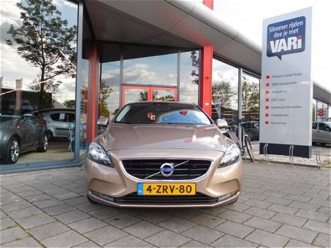 Volvo V40 - T2 Kinetic Navigatie - 1