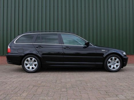 BMW 3-serie Touring - 325i Executive youngtimer - 1