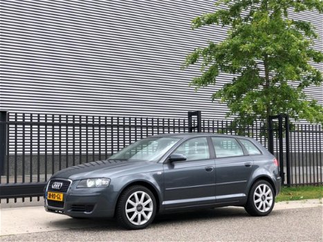 Audi A3 Sportback - 2.0 FSI Automaat - Clima, Cruise, PDC, Trekhaak - 1