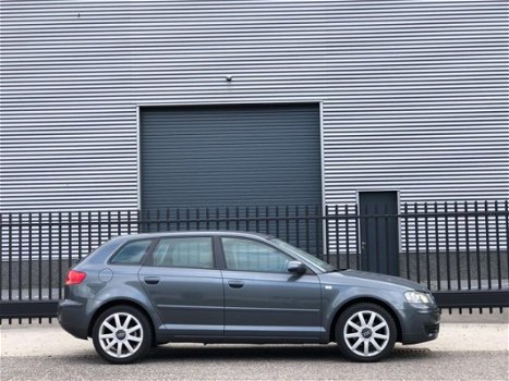 Audi A3 Sportback - 2.0 FSI Automaat - Clima, Cruise, PDC, Trekhaak - 1