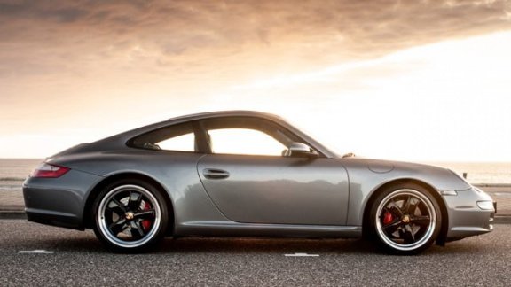 Porsche 911 - 3.8 Carrera S Coupé - 1