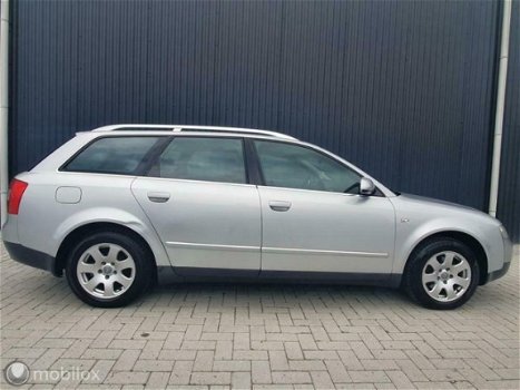 Audi A4 Avant - 2.0 13MAAND APK Rijd Super - 1