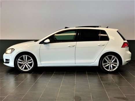 Volkswagen Golf - 1.4 TSI ACT Highline|DSG|Pano|Leder|Stoelverwarming - 1