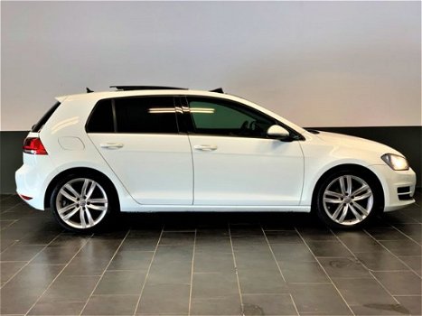 Volkswagen Golf - 1.4 TSI ACT Highline|DSG|Pano|Leder|Stoelverwarming - 1