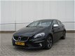 Volvo V40 - 2.0 D2 R-Design Bns bj.10-2015, 178.000km, btw auto, inr.mog - 1 - Thumbnail