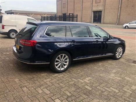 Volkswagen Passat Variant - 1.6 TDI Highline - 1