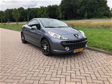 Peugeot 207 CC - 1.6-16V T Féline leer bom vol ketting vervangen