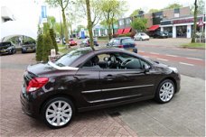 Peugeot 207 CC - 1.6 VTi Griffe Leer ECC 17"LM PDC