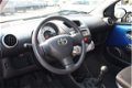 Toyota Aygo - 1.0 VVTI-NOW AIRCO RIJKLAAR INCL. 6 MND BOVAG - 1 - Thumbnail