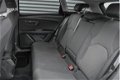 Seat Leon ST - 2.0 TDI Style Business Dealer Onderhouden Stoelverwarming Navi LED ECC PDC Trekhaak - 1 - Thumbnail