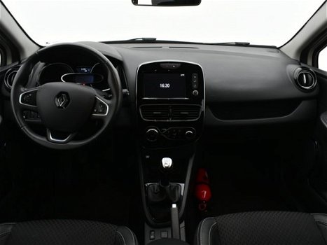 Renault Clio Estate - TCe 90 Intens // Navi R-Link / Camera / Half leer / Keyless / Parkeersensoren - 1