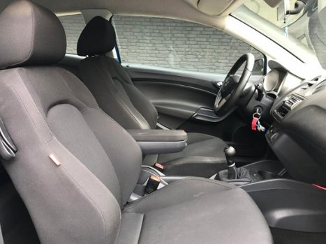 Seat Ibiza SC - 1.6 Reference - 1