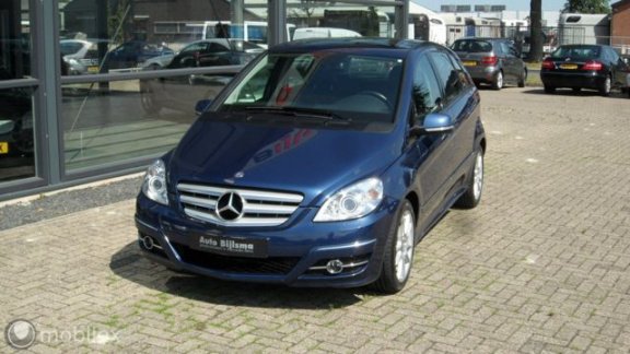 Mercedes-Benz B-klasse - 200 - 1