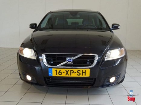 Volvo V50 - - 2.4i Edition II Leer / Clima / Cruise / Dakje / PDC / LMV - 1