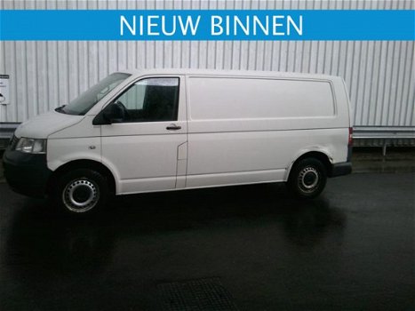 Volkswagen Transporter - 1