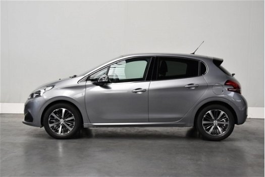 Peugeot 208 - ALLURE 1.2 110PK | RIJKLAAR | NAVIGATIE | GETINT GLAS - 1