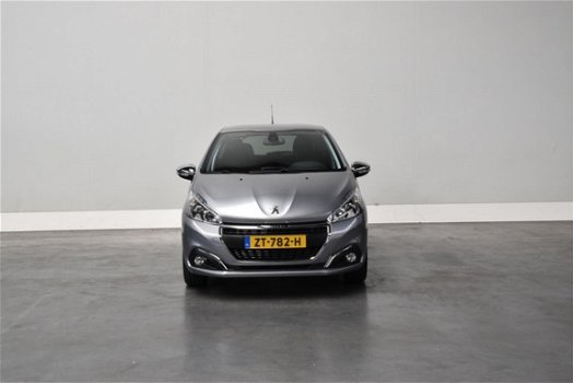 Peugeot 208 - ALLURE 1.2 110PK | RIJKLAAR | NAVIGATIE | GETINT GLAS - 1