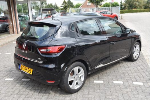 Renault Clio - 0.9 TCE EXPRESSION Navigatie - 1