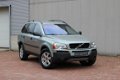 Volvo XC90 - 2.4 D5 AWD AUTOMAAT YOUNGTIMER BTW AUTO - 1 - Thumbnail