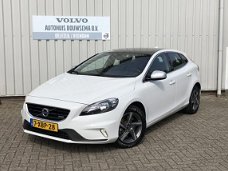 Volvo V40 - D4 R-Design Business Met Panoramadak