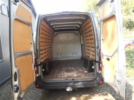 Renault Master - L2H2 T33 FWD 2.3 DCI 125 - 1